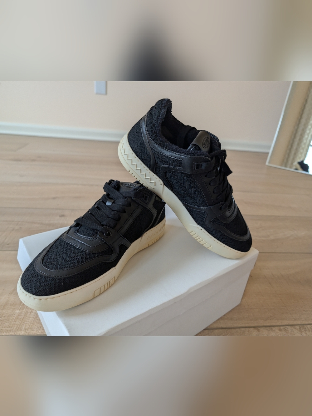 New Women, Size 41 ,Missoni Black Low-Top Sneakers with Ivory Insole Label